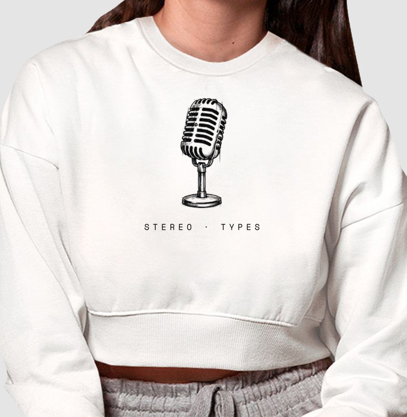 Cropped moletom branco com microfone vintage em traço limpo